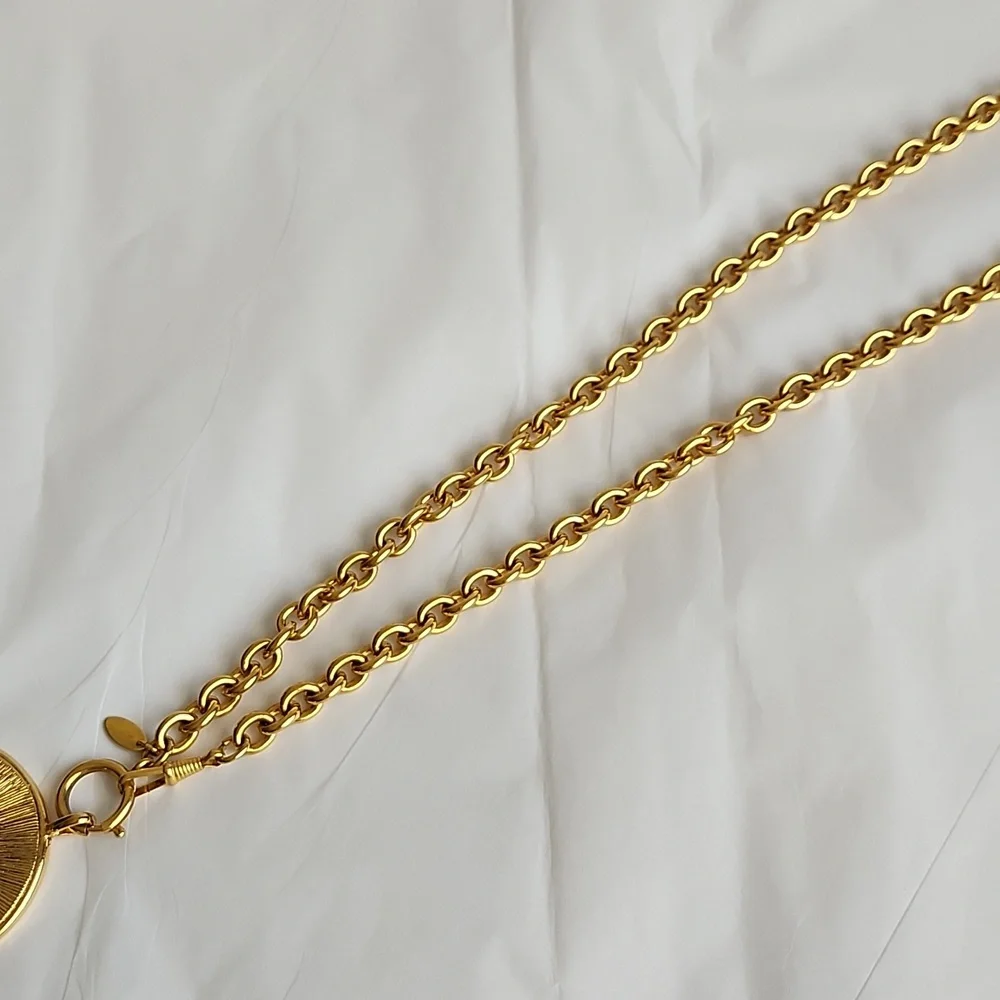 Authentic Vintage CHANEL Logo Pendant Necklace Gold - Picture 13 of 13